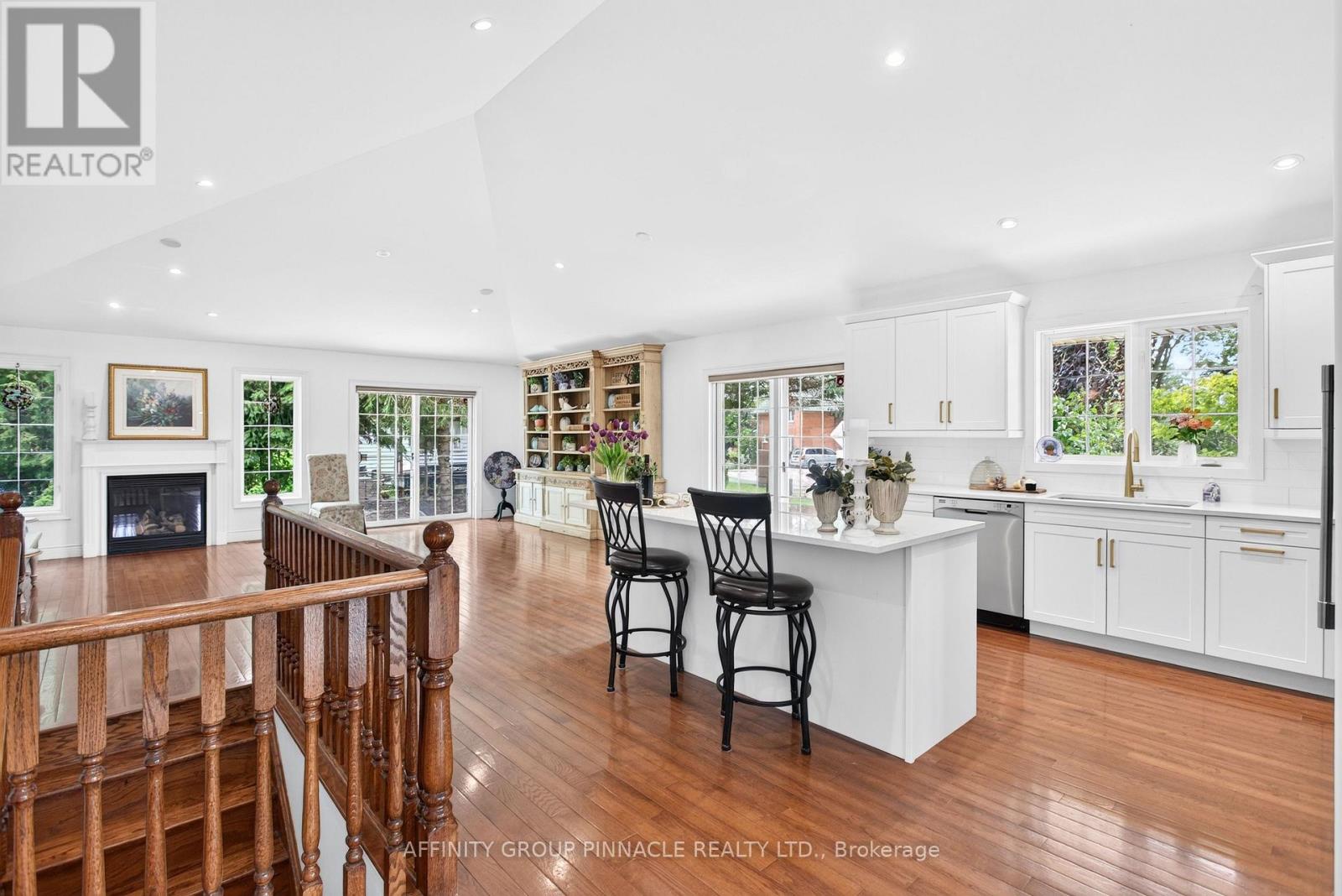 2 Fallingbrook Crescent, Kawartha Lakes (Lindsay), Ontario  K9V 2Z7 - Photo 11 - X13517766