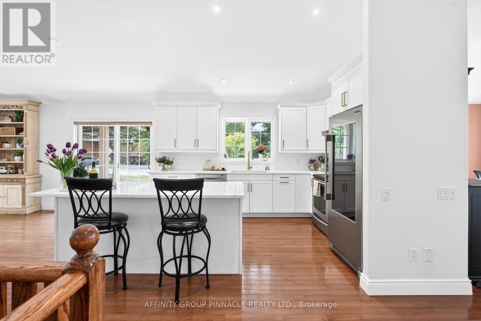 2 Fallingbrook Crescent, Kawartha Lakes (Lindsay), Ontario  K9V 2Z7 - Photo 12 - X13517766
