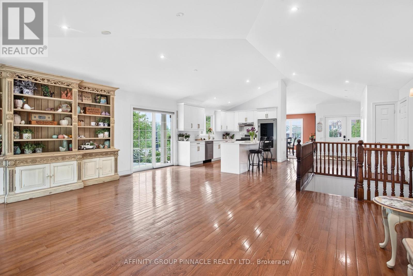 2 Fallingbrook Crescent, Kawartha Lakes (Lindsay), Ontario  K9V 2Z7 - Photo 16 - X13517766