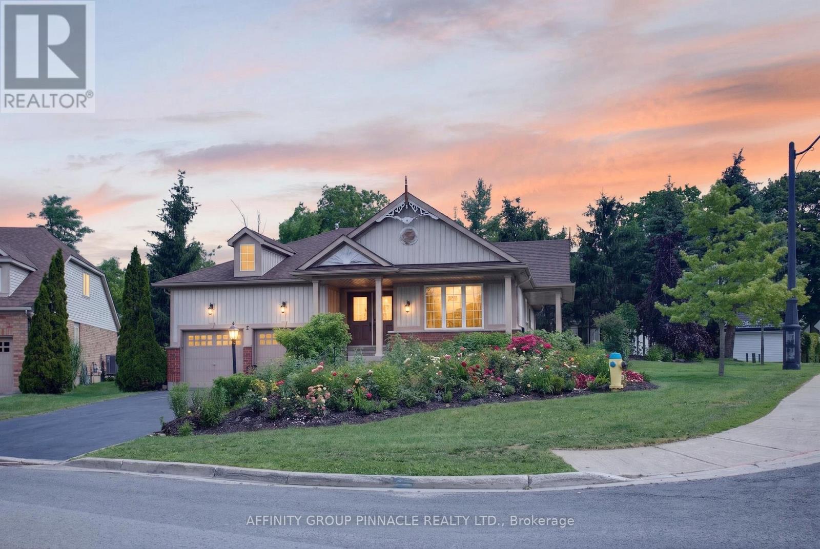 2 Fallingbrook Crescent, Kawartha Lakes (Lindsay), Ontario  K9V 2Z7 - Photo 2 - X13517766