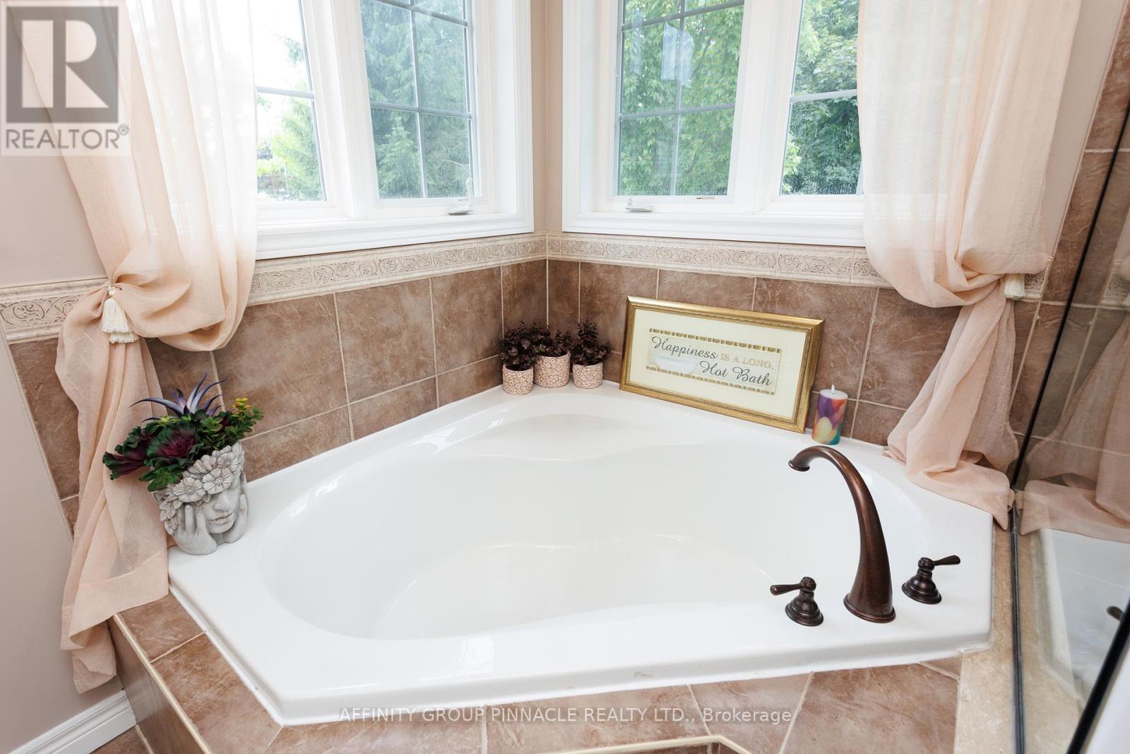 2 Fallingbrook Crescent, Kawartha Lakes (Lindsay), Ontario  K9V 2Z7 - Photo 27 - X13517766