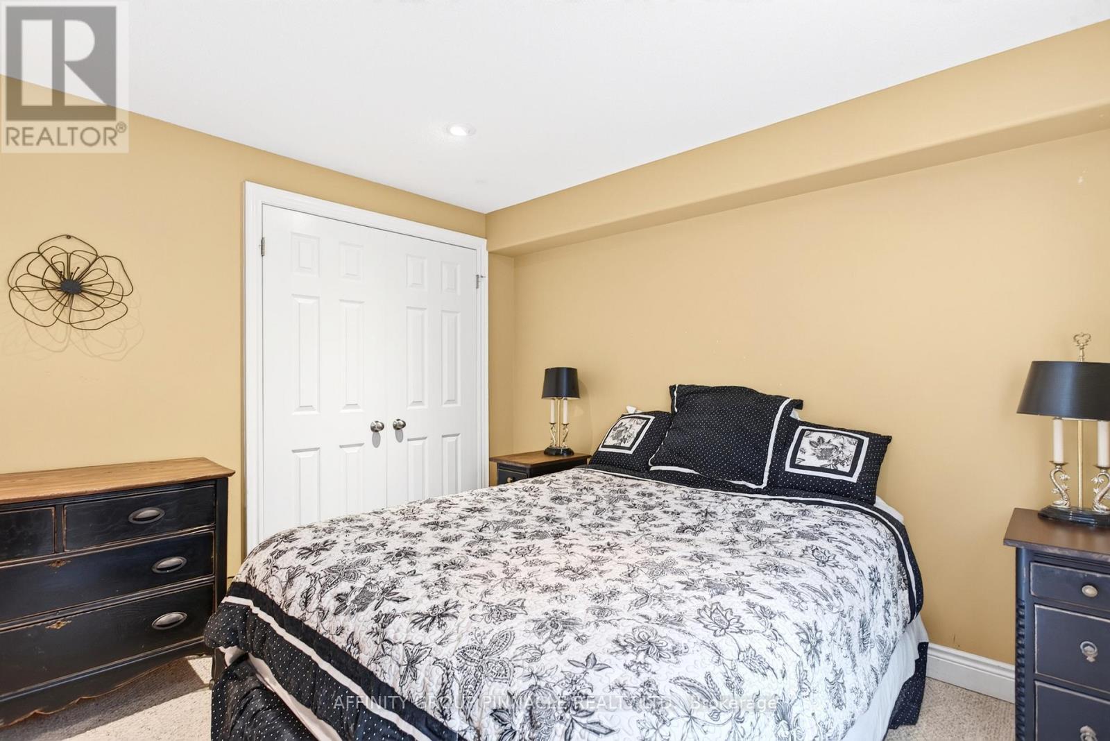 2 Fallingbrook Crescent, Kawartha Lakes (Lindsay), Ontario  K9V 2Z7 - Photo 32 - X13517766