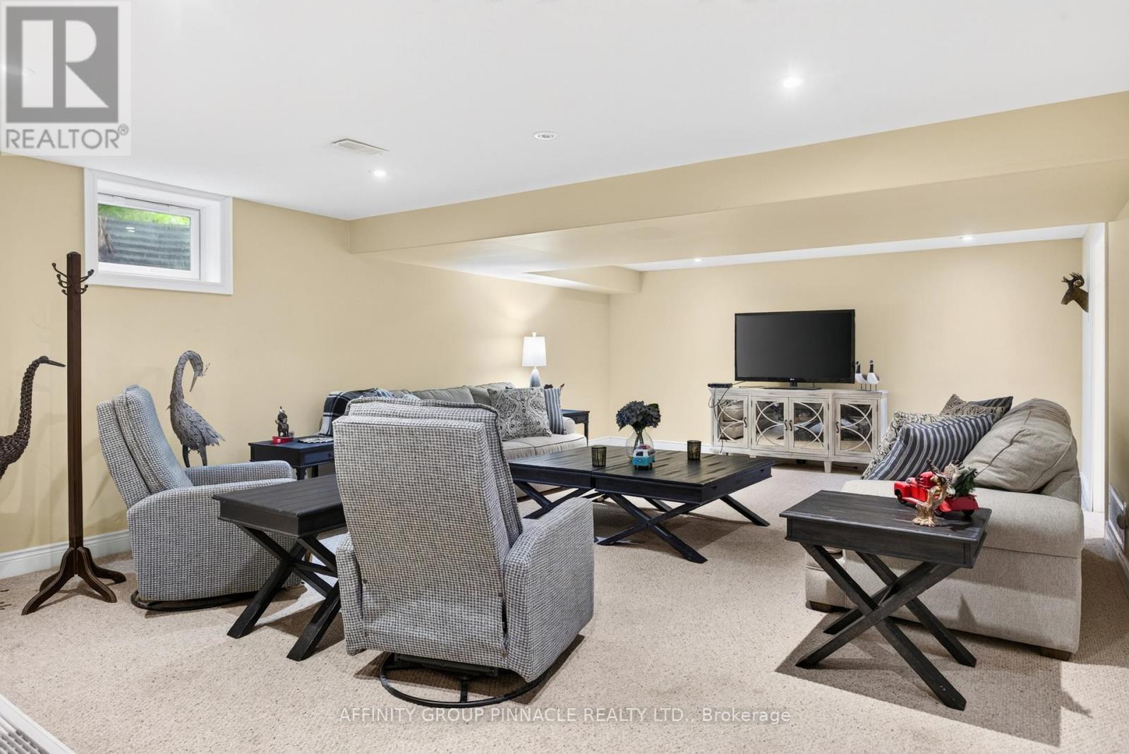 2 Fallingbrook Crescent, Kawartha Lakes (Lindsay), Ontario  K9V 2Z7 - Photo 36 - X13517766
