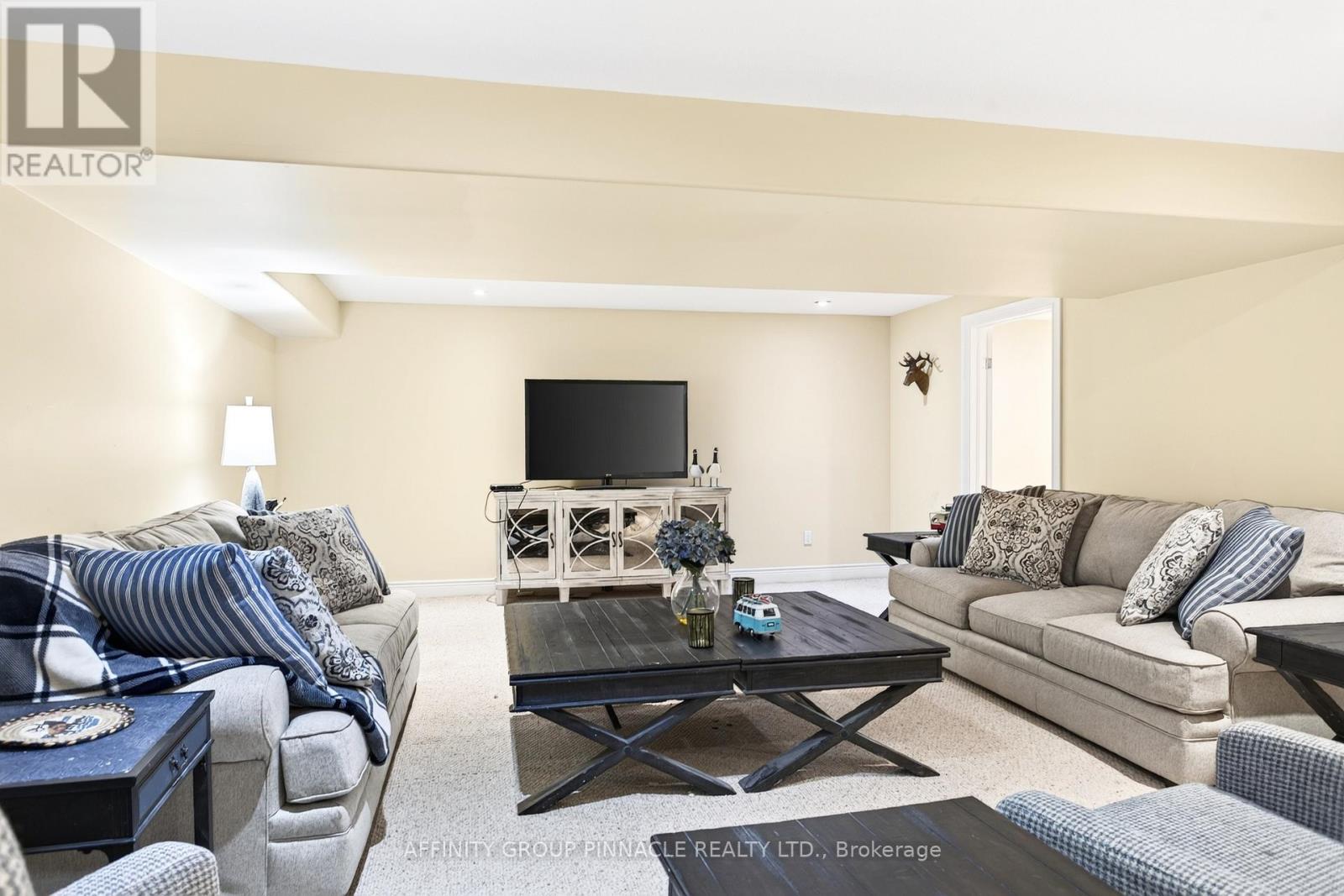 2 Fallingbrook Crescent, Kawartha Lakes (Lindsay), Ontario  K9V 2Z7 - Photo 37 - X13517766