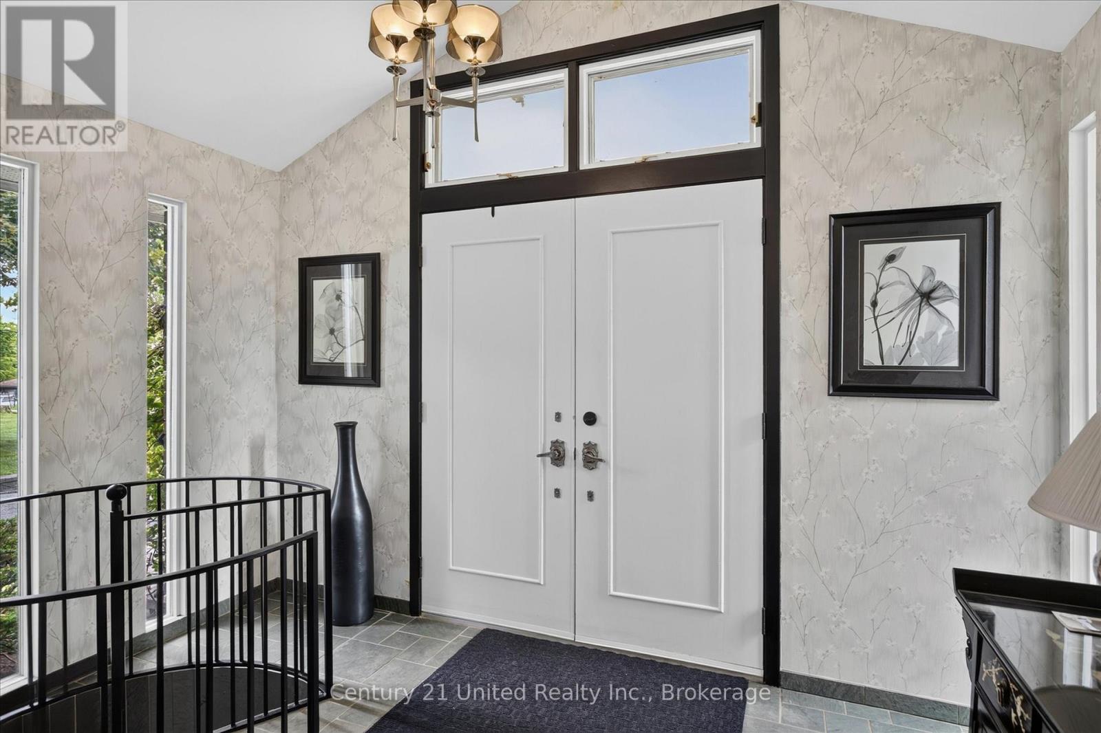 130 Earlwood Drive, Peterborough (Monaghan Ward 2), Ontario  K9J 6B6 - Photo 4 - X13517892
