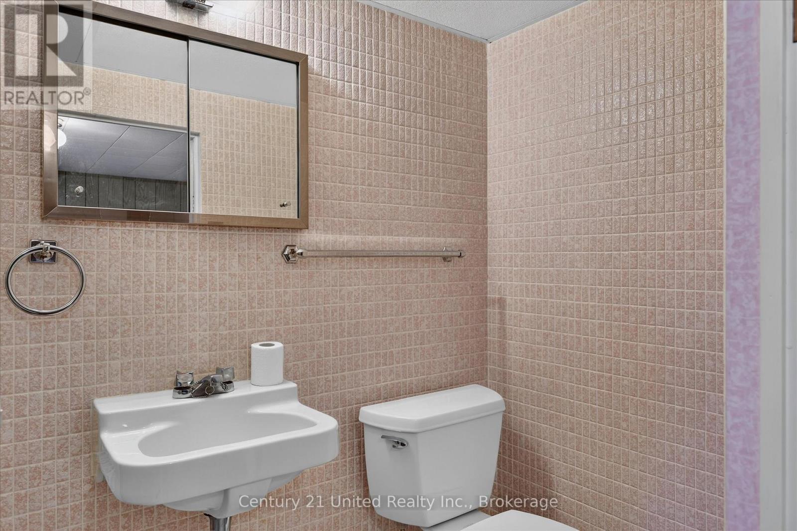 1031 Oriole Drive, Peterborough (Northcrest Ward 5), Ontario  K9H 6K8 - Photo 21 - X13517984