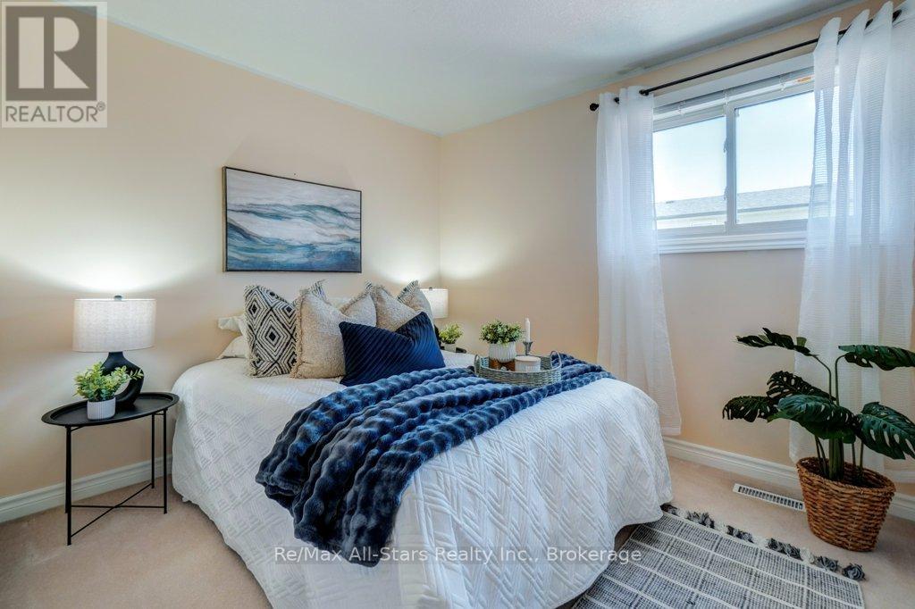 15 Edwin Street, Kawartha Lakes (Lindsay), Ontario  K9V 4X9 - Photo 24 - X13518210