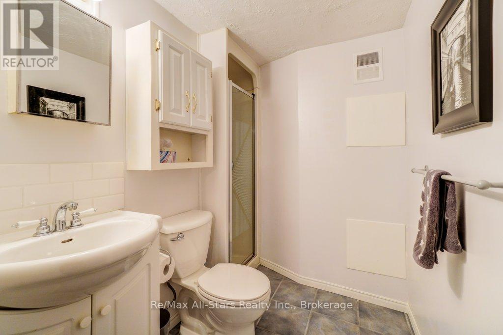 15 Edwin Street, Kawartha Lakes (Lindsay), Ontario  K9V 4X9 - Photo 35 - X13518210
