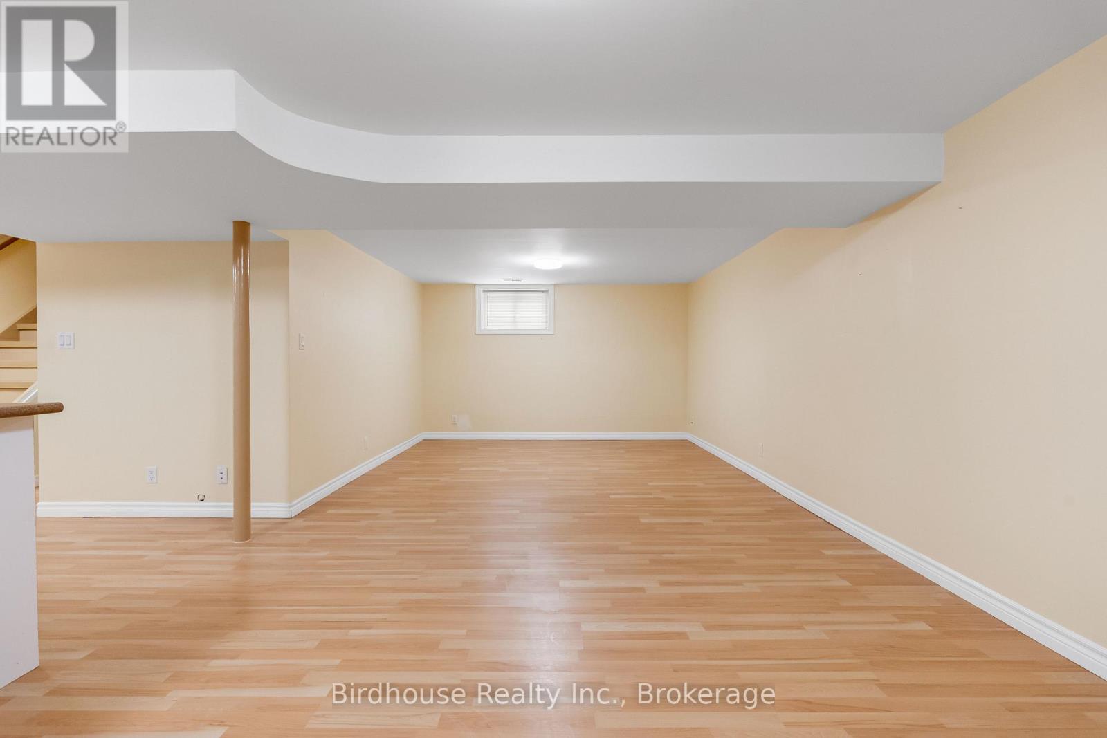 10 Oak Street, Kawartha Lakes (Lindsay), Ontario  K9V 5K4 - Photo 11 - X13518350