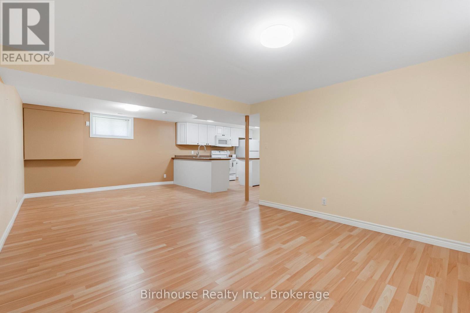 10 Oak Street, Kawartha Lakes (Lindsay), Ontario  K9V 5K4 - Photo 12 - X13518350