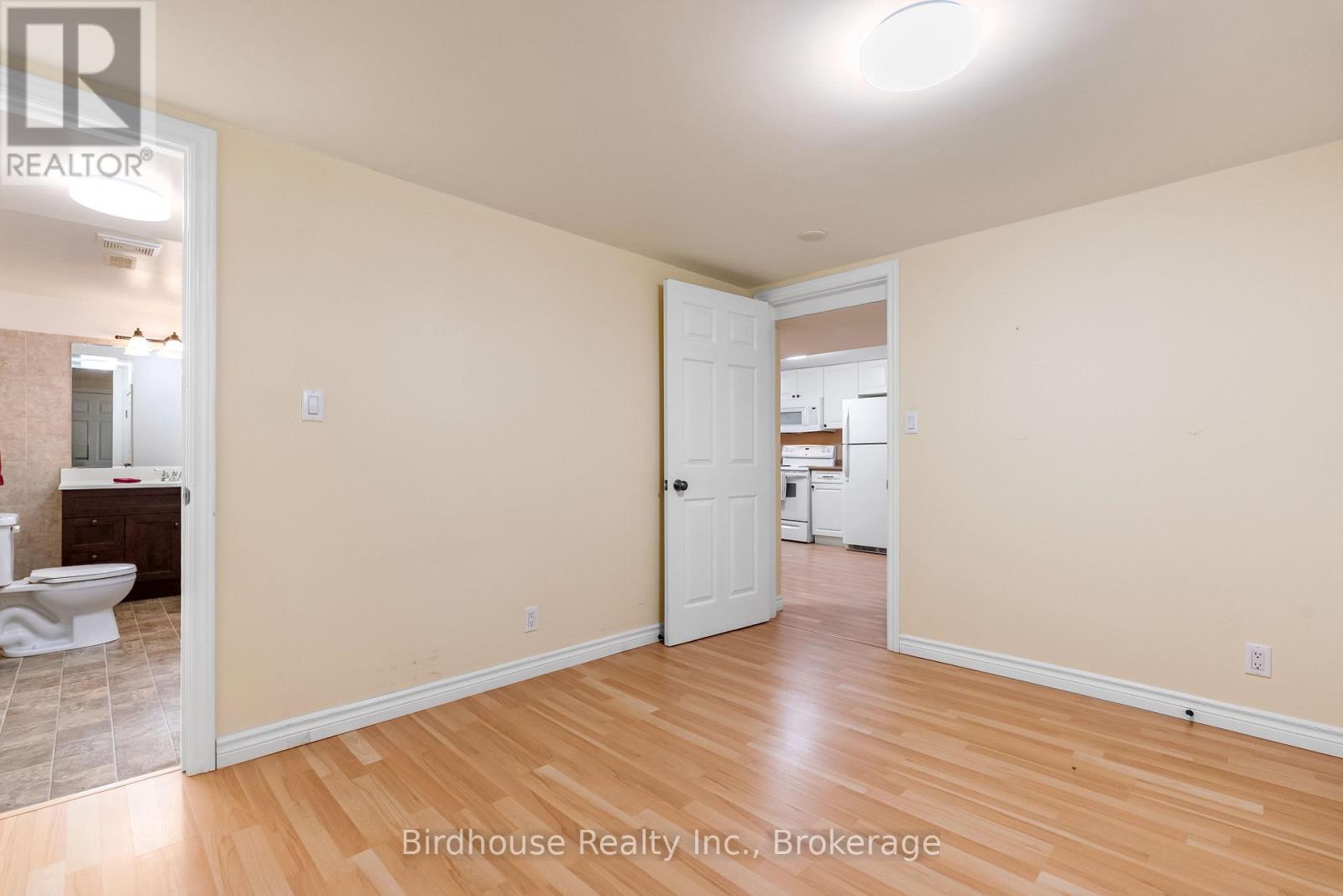 10 Oak Street, Kawartha Lakes (Lindsay), Ontario  K9V 5K4 - Photo 16 - X13518350