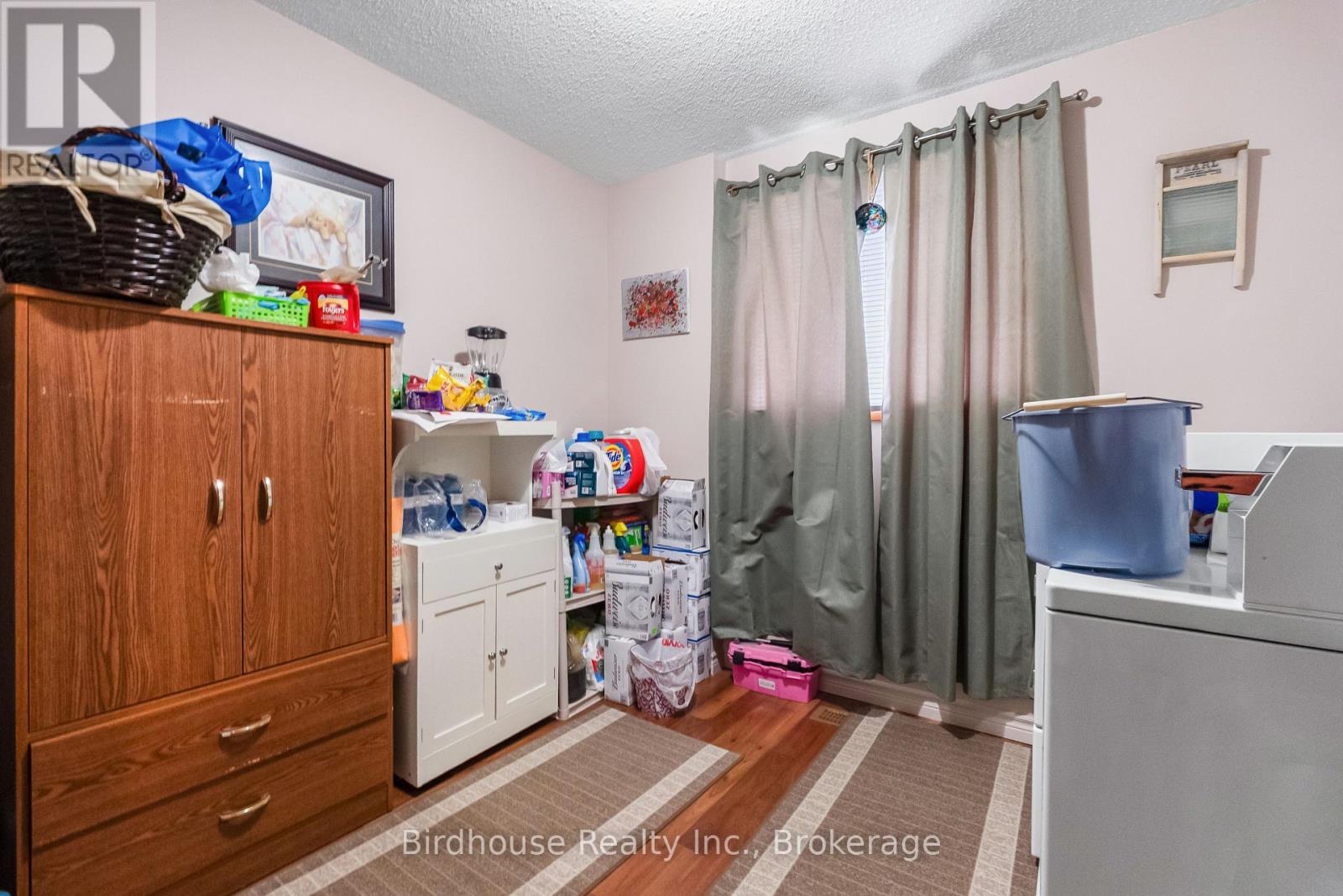 10 Oak Street, Kawartha Lakes (Lindsay), Ontario  K9V 5K4 - Photo 28 - X13518350