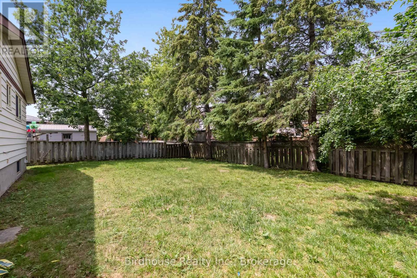 10 Oak Street, Kawartha Lakes (Lindsay), Ontario  K9V 5K4 - Photo 33 - X13518350