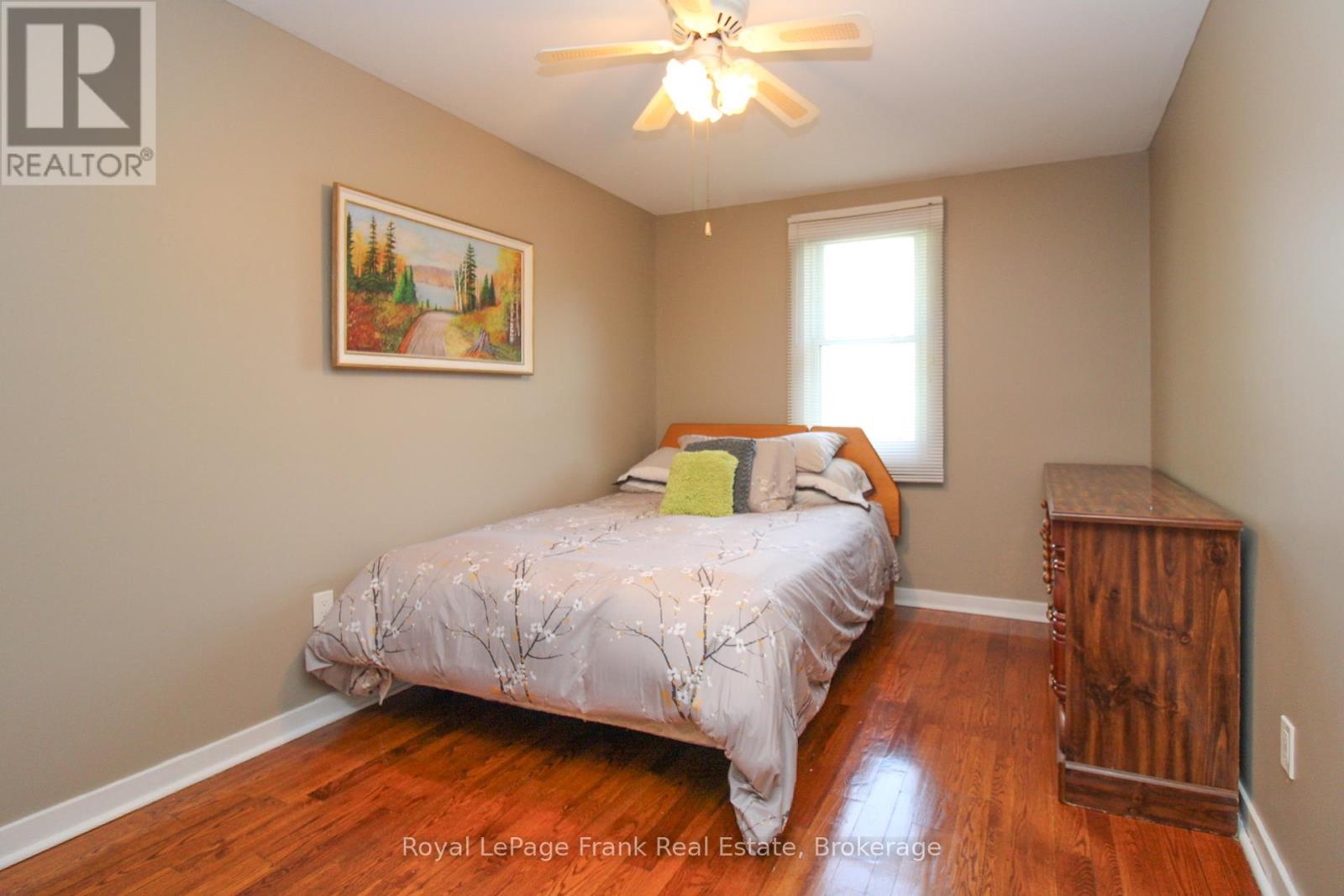 938 Parkhill Road W, Peterborough (Monaghan Ward 2), Ontario  K9J 6P3 - Photo 17 - X13518414