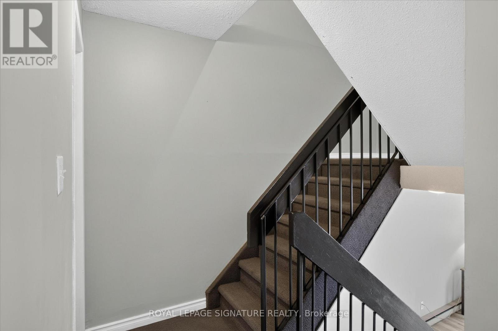 36 - 30 Champlain Crescent, Peterborough (Northcrest Ward 5), Ontario  K9L 1T1 - Photo 24 - X13519416