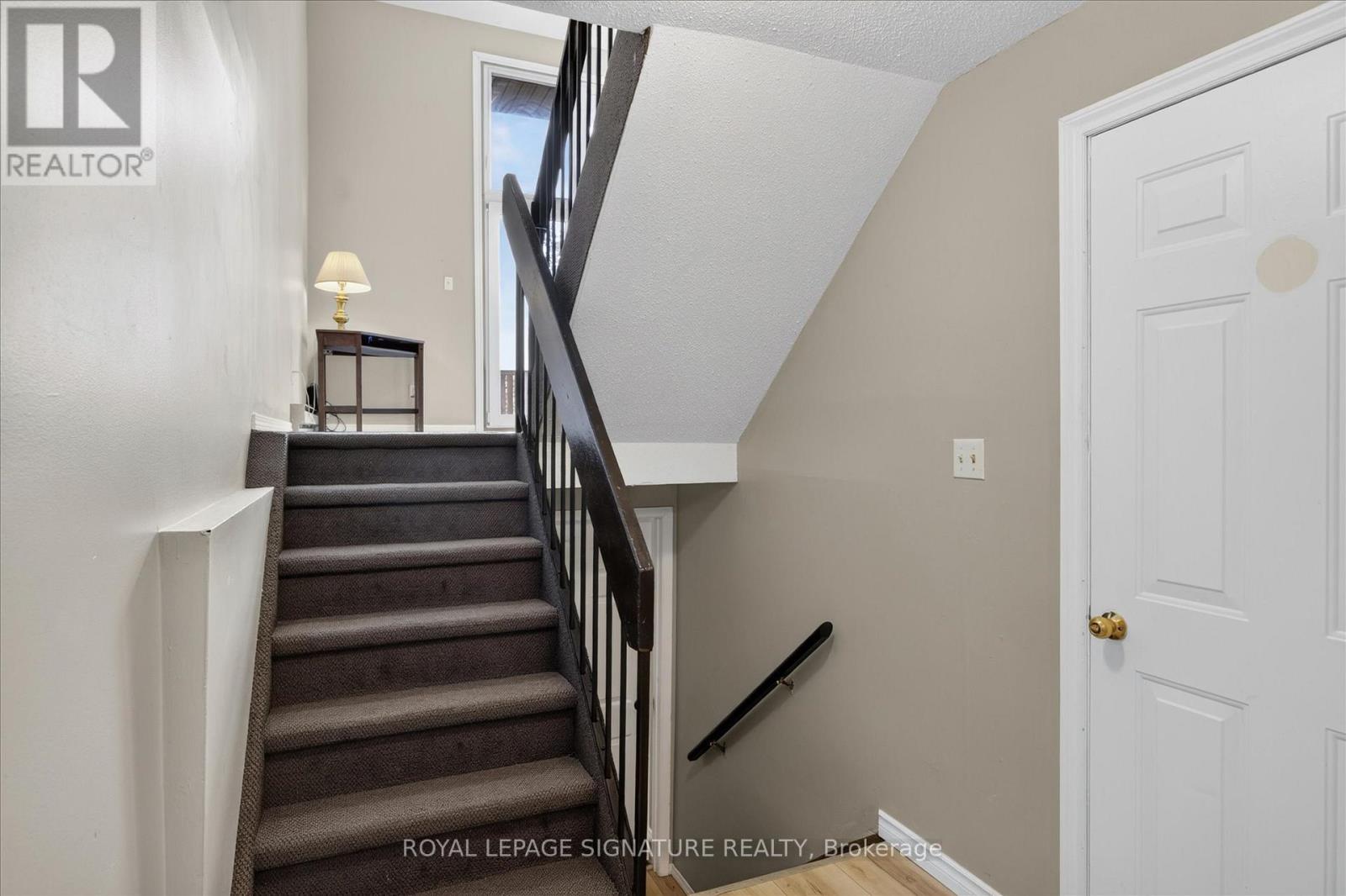 36 - 30 Champlain Crescent, Peterborough (Northcrest Ward 5), Ontario  K9L 1T1 - Photo 5 - X13519416