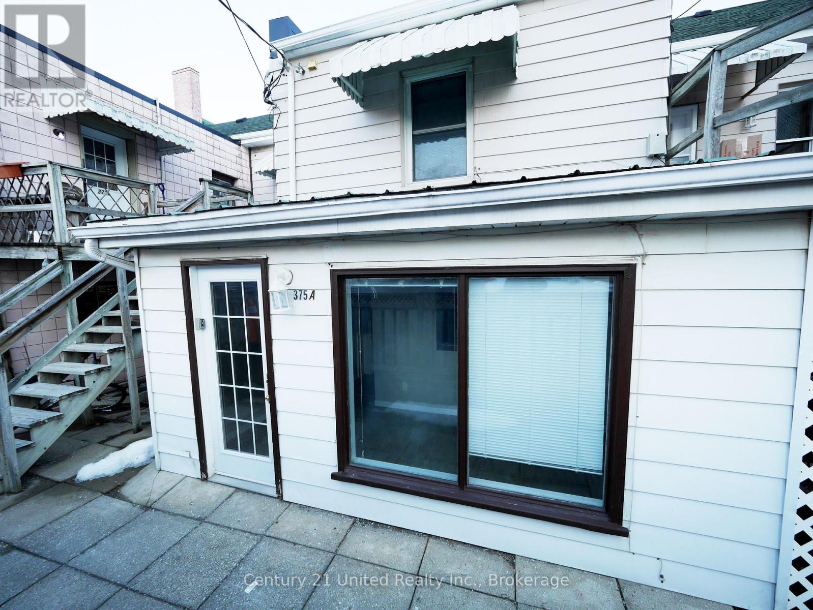 375a Queen Street, Peterborough (Town Ward 3), Ontario  K9H 3J7 - Photo 2 - X13519442