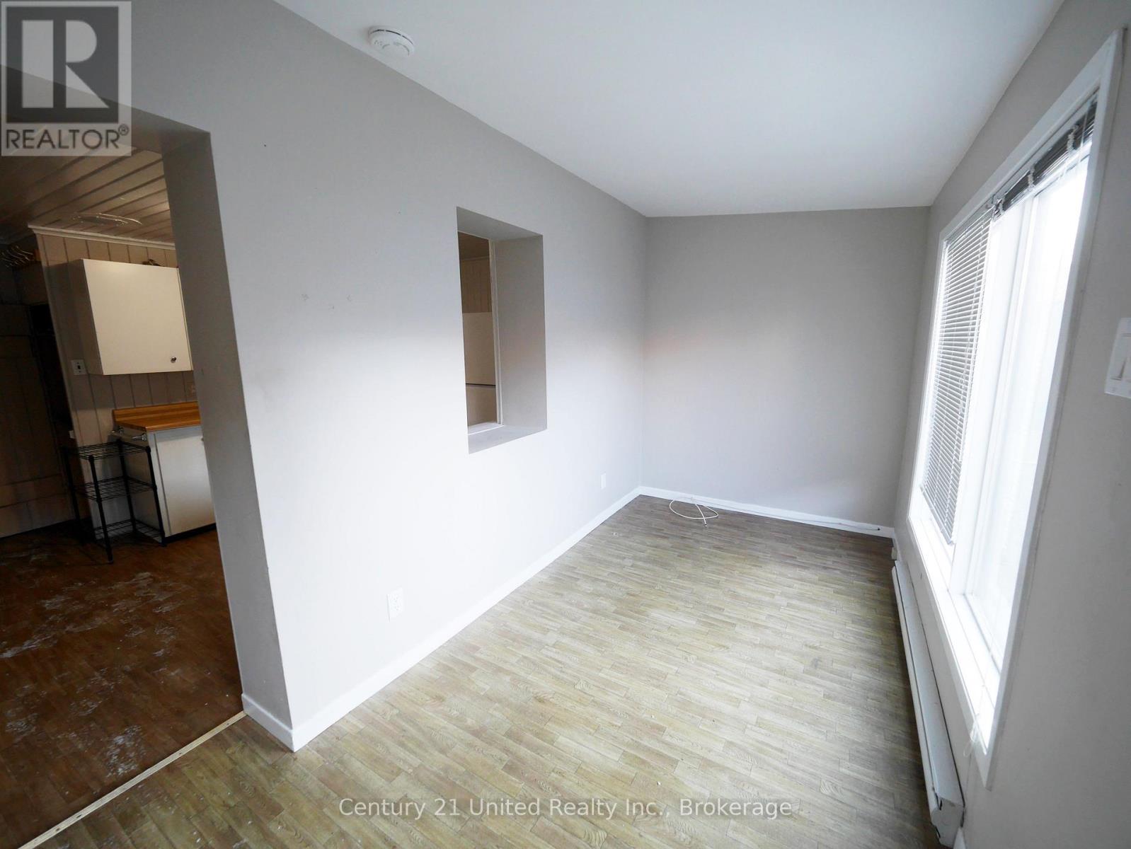 375a Queen Street, Peterborough (Town Ward 3), Ontario  K9H 3J7 - Photo 5 - X13519442
