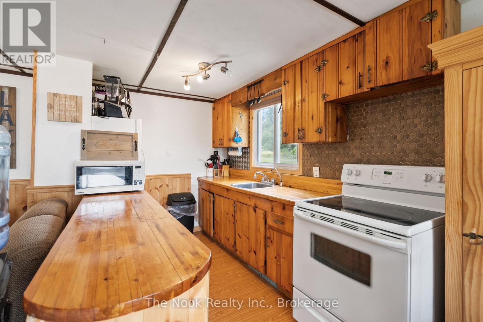 37 Goldfinch Lane, North Kawartha, Ontario  K0L 1A0 - Photo 10 - X13522214