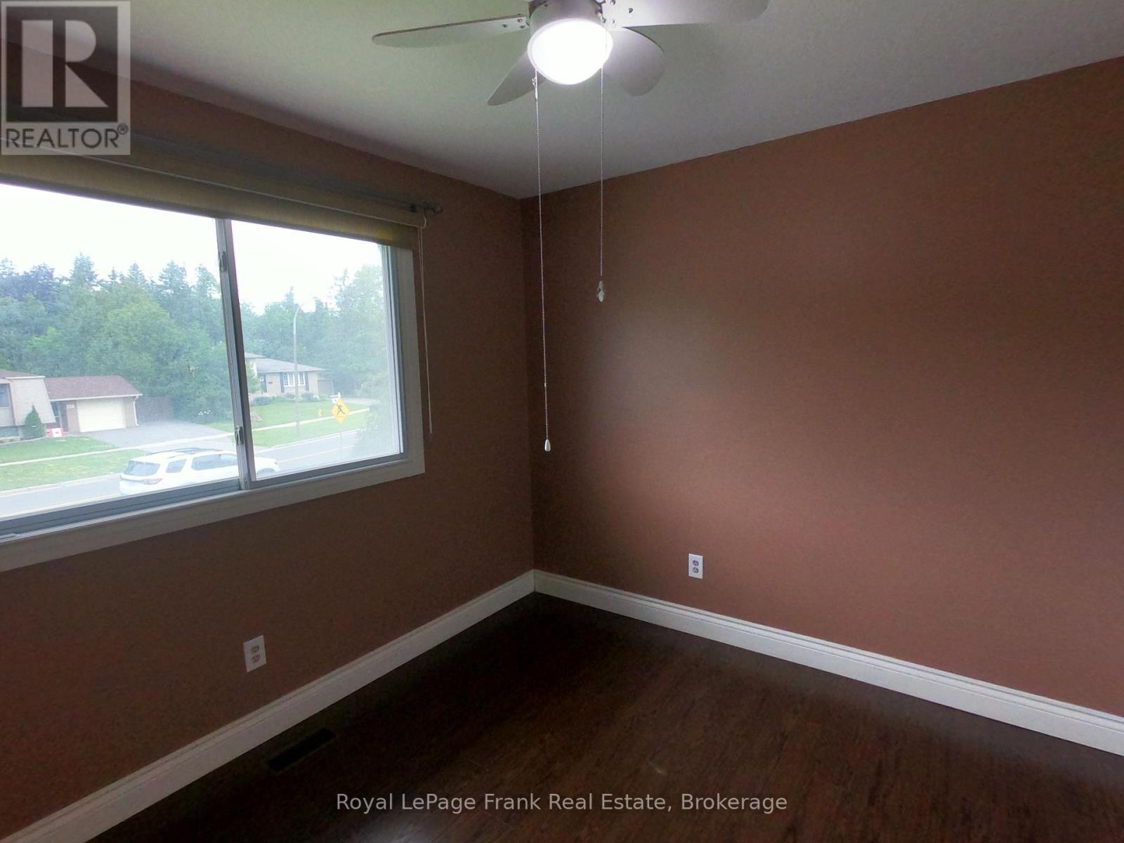 Main Floor - 1167 Weller Street, Peterborough (Monaghan Ward 2), Ontario  K9J 7M9 - Photo 12 - X13522514