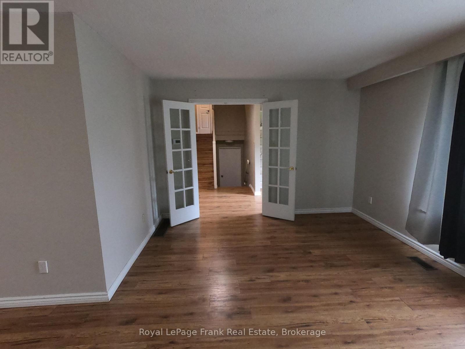 Main Floor - 1167 Weller Street, Peterborough (Monaghan Ward 2), Ontario  K9J 7M9 - Photo 5 - X13522514