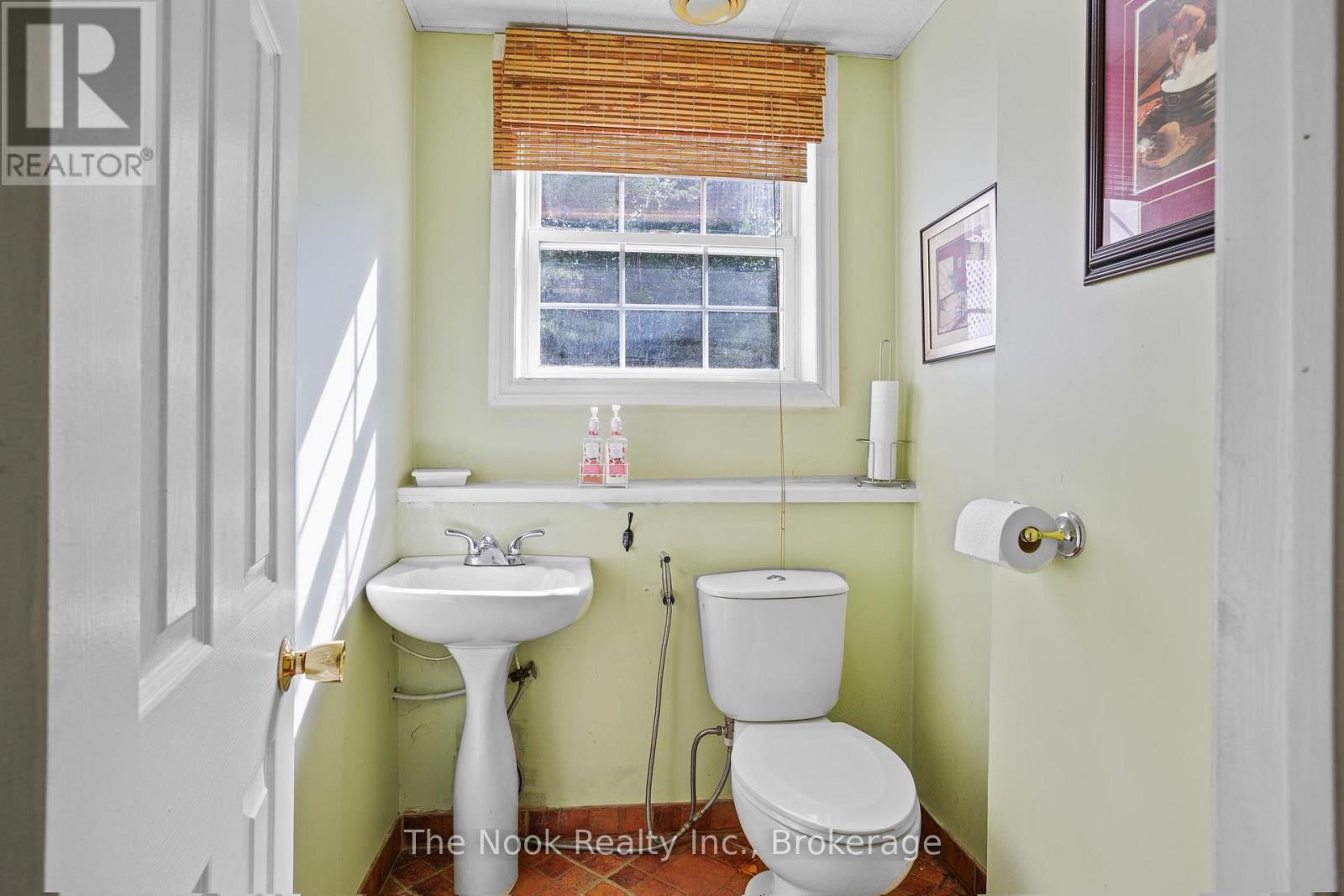 348 Chemaushgon Road, Bancroft (Bancroft Ward), Ontario  K0L 1C0 - Photo 24 - X13522542
