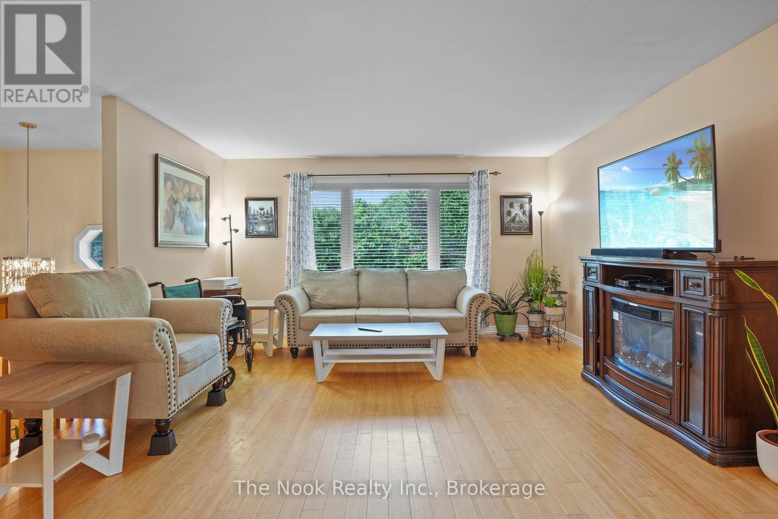 348 Chemaushgon Road, Bancroft (Bancroft Ward), Ontario  K0L 1C0 - Photo 7 - X13522542