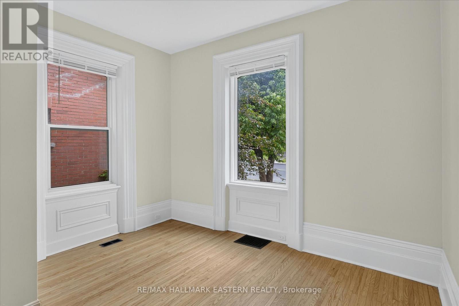 475 Aylmer Street N, Peterborough (Town Ward 3), Ontario  K9H 3W3 - Photo 10 - X13523050