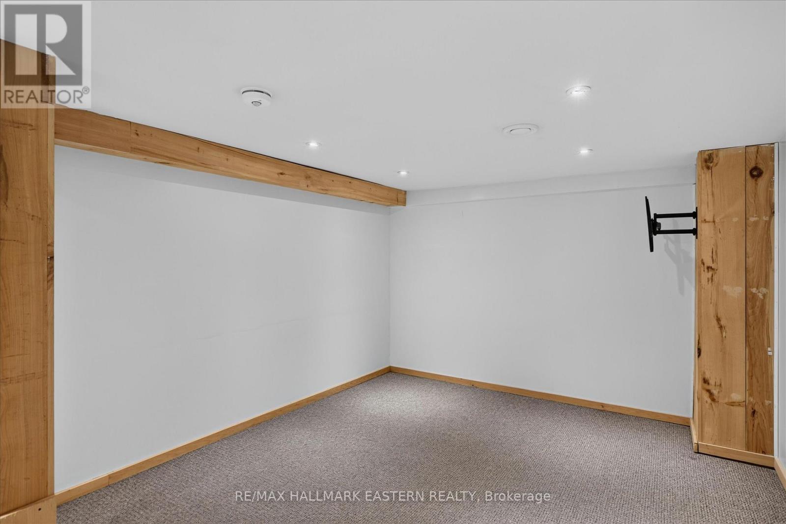 475 Aylmer Street N, Peterborough (Town Ward 3), Ontario  K9H 3W3 - Photo 36 - X13523050