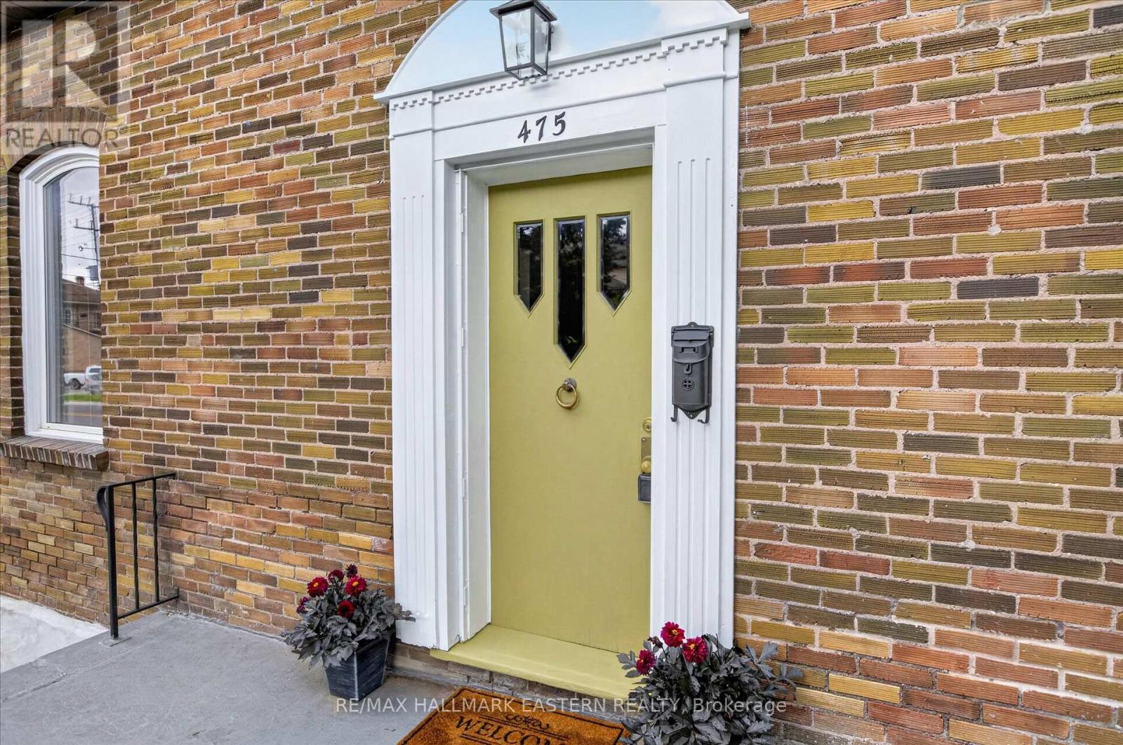 475 Aylmer Street N, Peterborough (Town Ward 3), Ontario  K9H 3W3 - Photo 4 - X13523050