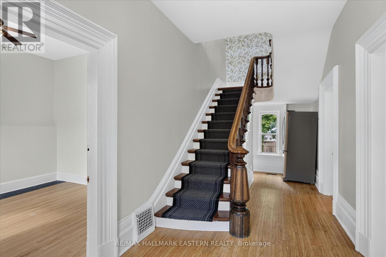 475 Aylmer Street N, Peterborough (Town Ward 3), Ontario  K9H 3W3 - Photo 6 - X13523050