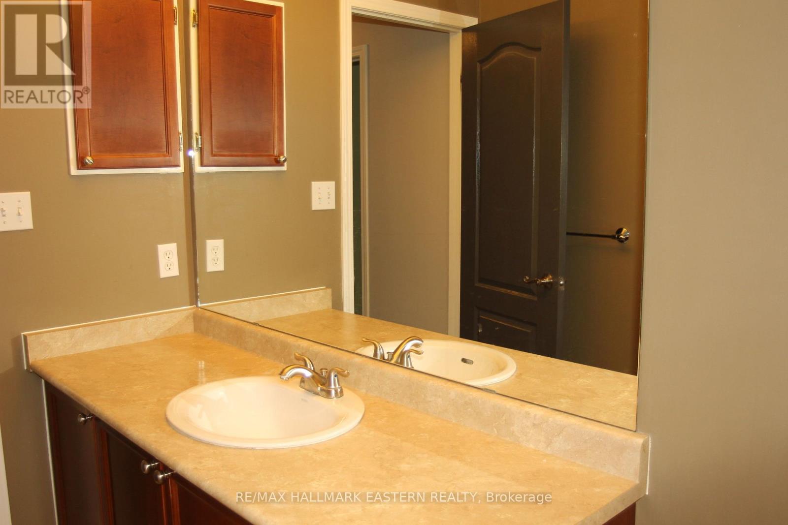 1 Milligan Street, Clarington (Newcastle), Ontario  L1B 1R2 - Photo 25 - E13523088