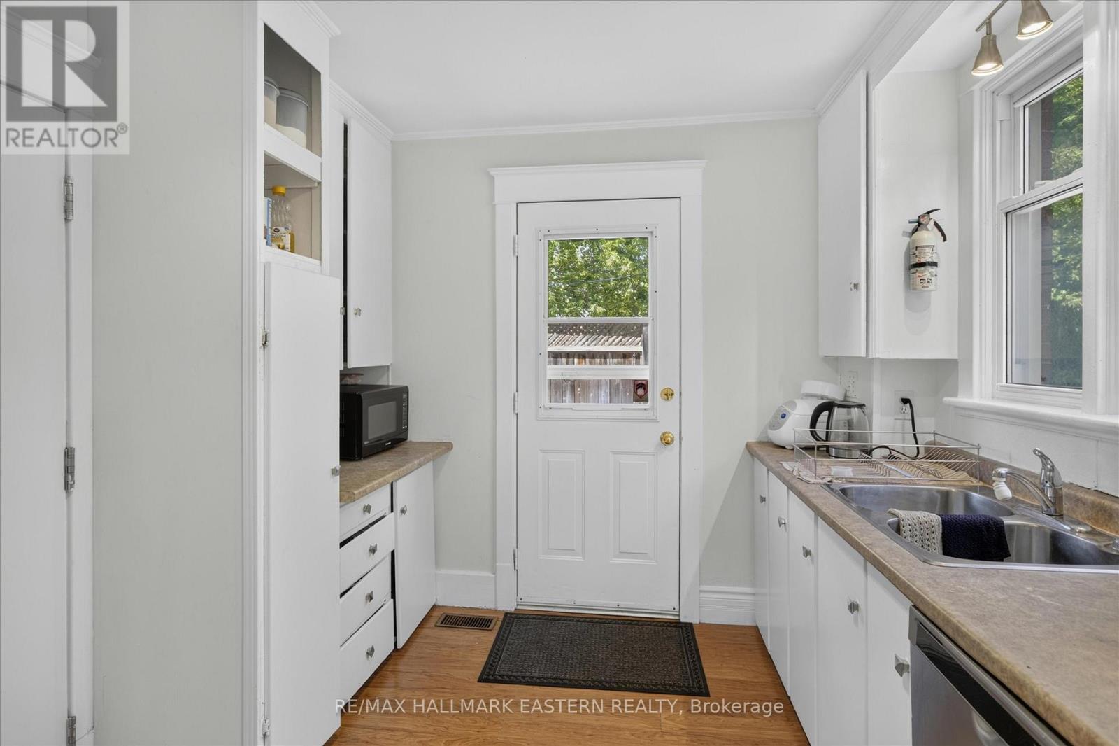 226 Mcdonnel Street, Peterborough (Town Ward 3), Ontario  K9H 2V9 - Photo 11 - X13523326