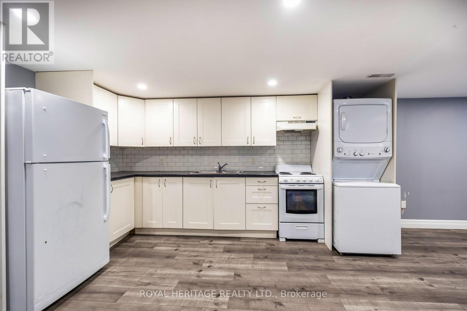 2 - 1041 Barnardo Avenue, Peterborough (Northcrest Ward 5), Ontario  K9H 5W9 - Photo 3 - X13525476