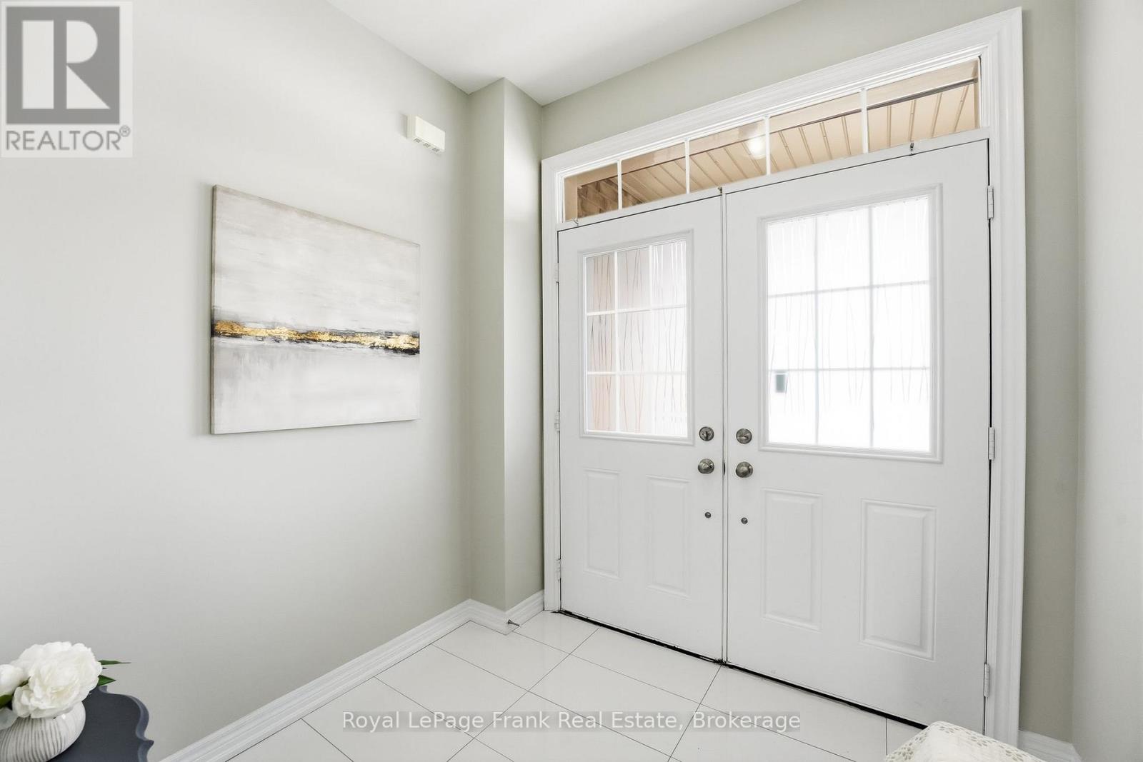 6 Aldridge Lane, Clarington (Newcastle), Ontario  L1B 1G9 - Photo 4 - E13525652