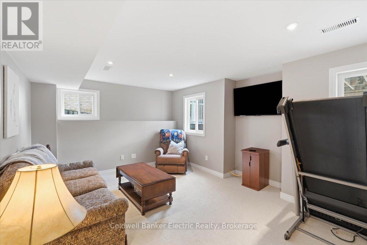 665 Heritage Trail, Peterborough (Northcrest Ward 5), Ontario  K9L 0A7 - Photo 22 - X13525798