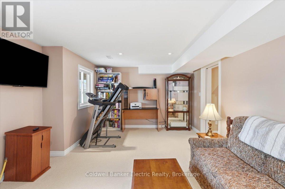 665 Heritage Trail, Peterborough (Northcrest Ward 5), Ontario  K9L 0A7 - Photo 23 - X13525798