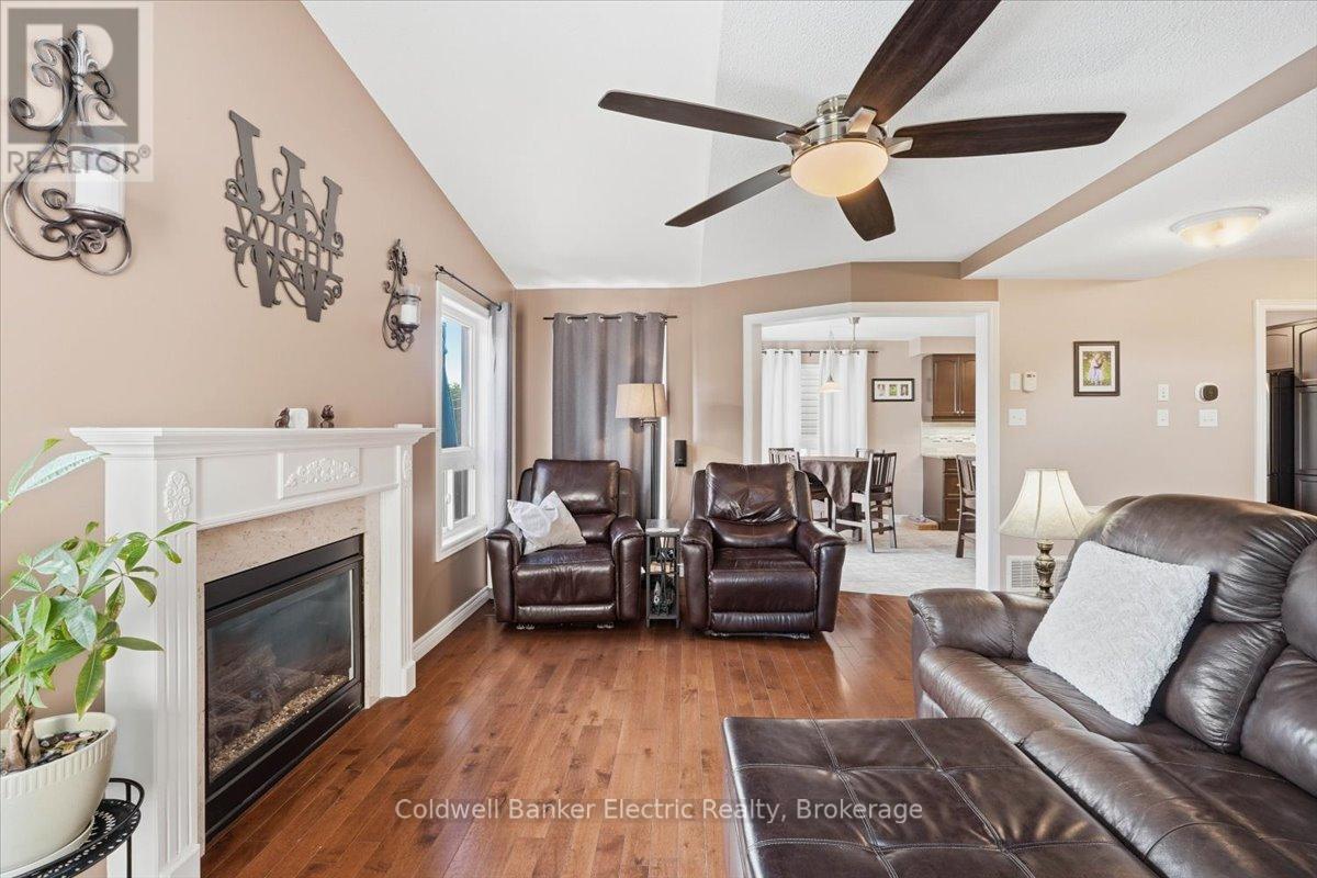665 Heritage Trail, Peterborough (Northcrest Ward 5), Ontario  K9L 0A7 - Photo 6 - X13525798