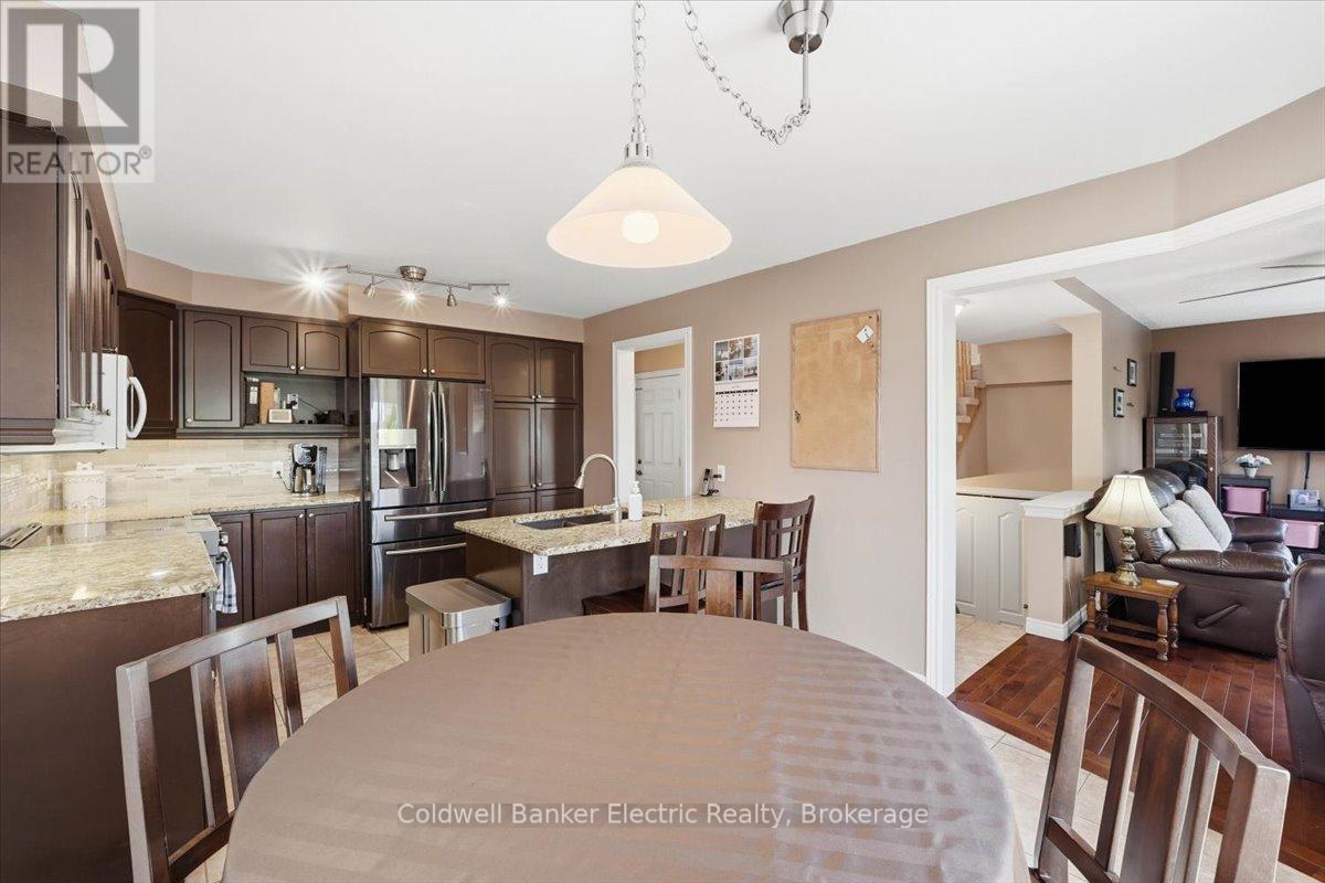 665 Heritage Trail, Peterborough (Northcrest Ward 5), Ontario  K9L 0A7 - Photo 8 - X13525798