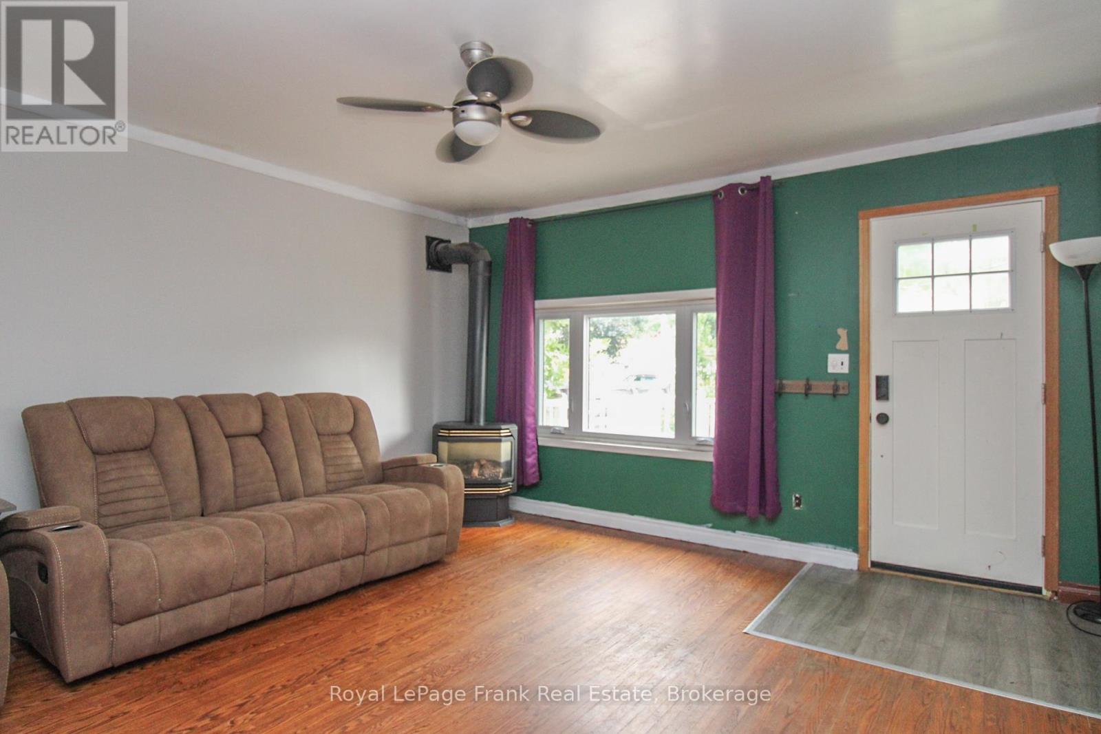 460 Howden Street, Peterborough (Otonabee Ward 1), Ontario  K9J 4B3 - Photo 8 - X13525926