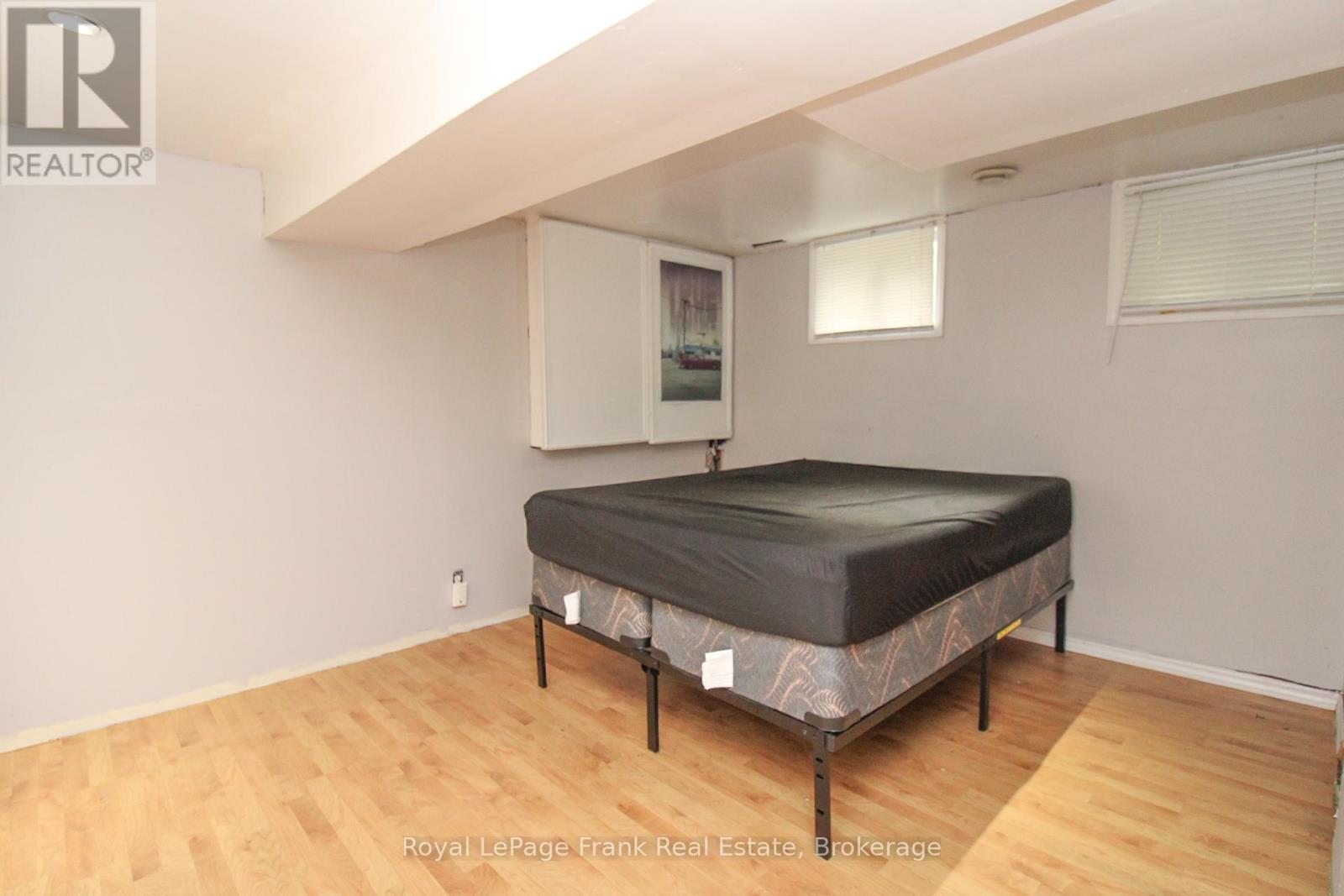 460 Howden Street, Peterborough (Otonabee Ward 1), Ontario  K9J 4B3 - Photo 9 - X13525926