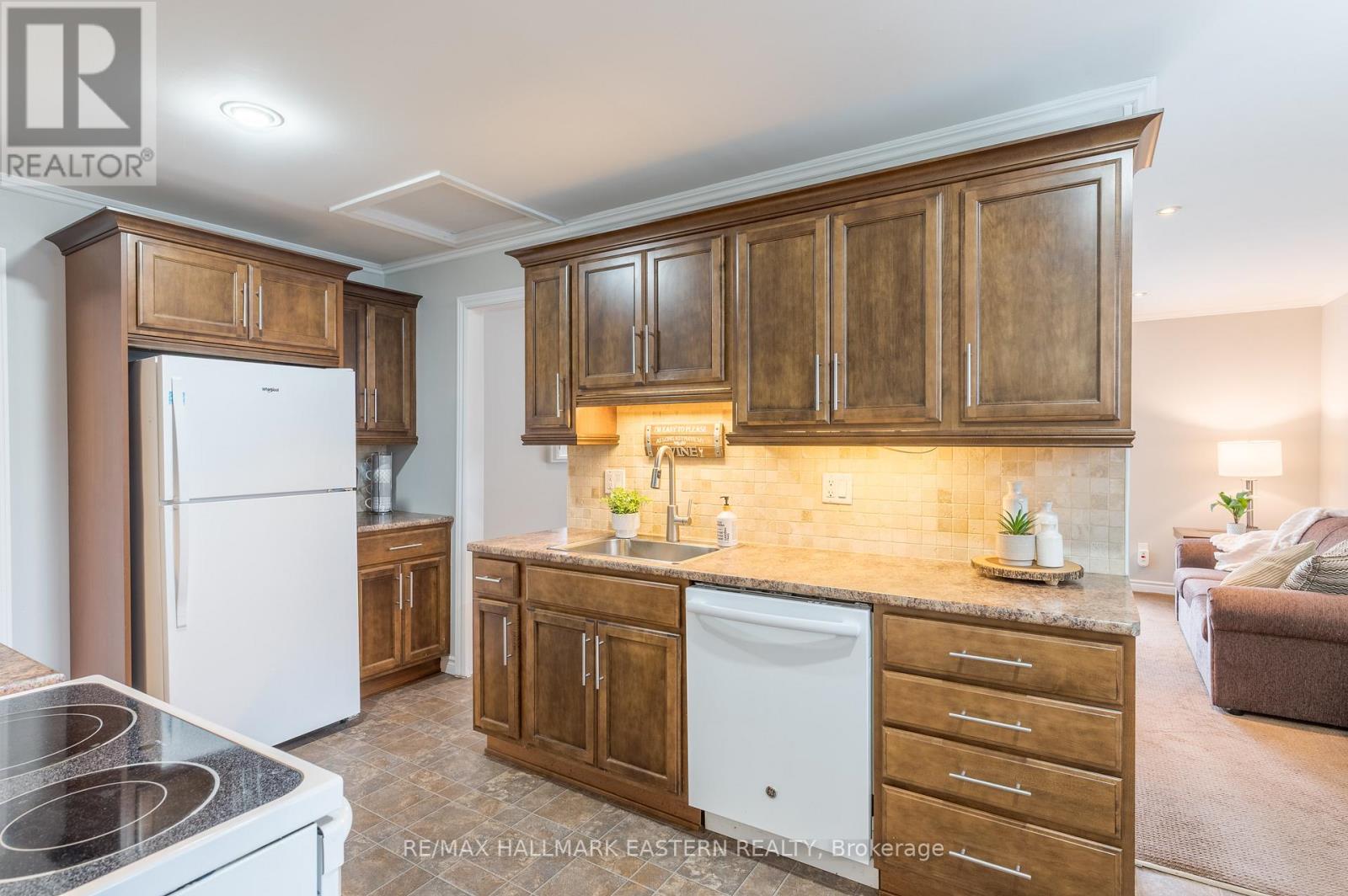 584 Paterson Street, Peterborough (Town Ward 3), Ontario  K9J 4R2 - Photo 10 - X13526020