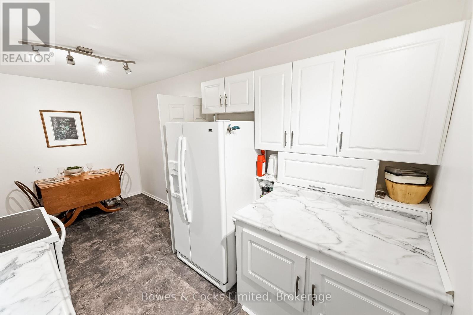 316 Leon Avenue, Selwyn, Ontario  K9L 1M1 - Photo 10 - X13526330