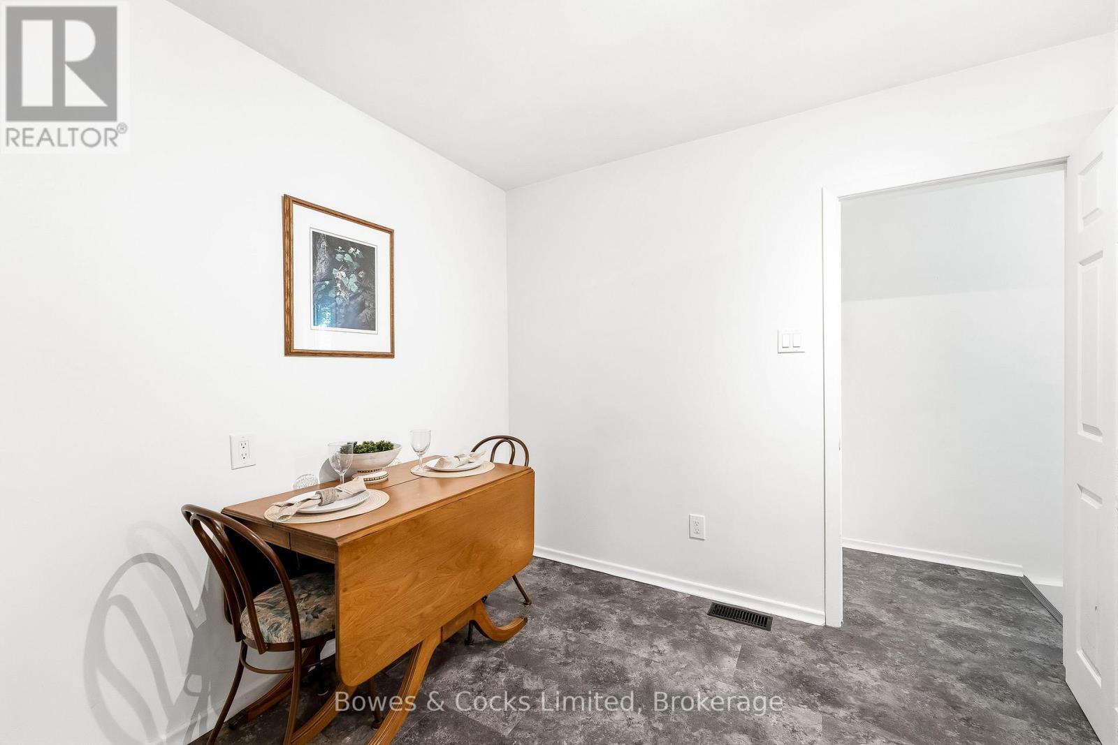316 Leon Avenue, Selwyn, Ontario  K9L 1M1 - Photo 11 - X13526330