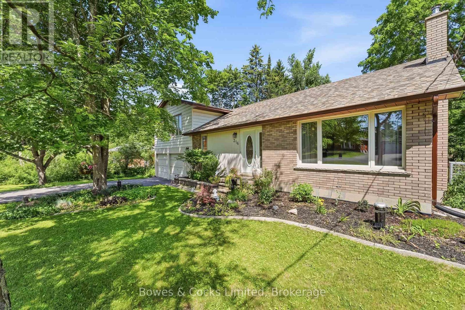 316 Leon Avenue, Selwyn, Ontario  K9L 1M1 - Photo 3 - X13526330