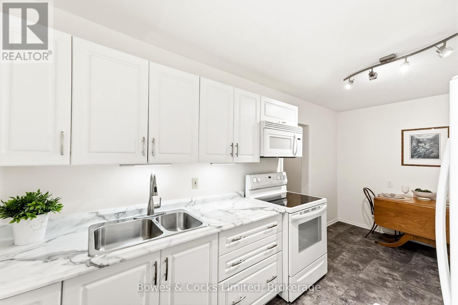 316 Leon Avenue, Selwyn, Ontario  K9L 1M1 - Photo 8 - X13526330