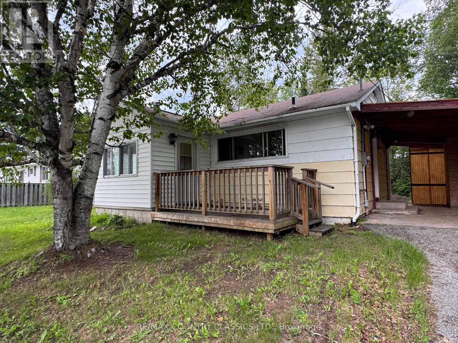 98 SPRUCEDALE STREET, highlands east (bicroft ward), Ontario