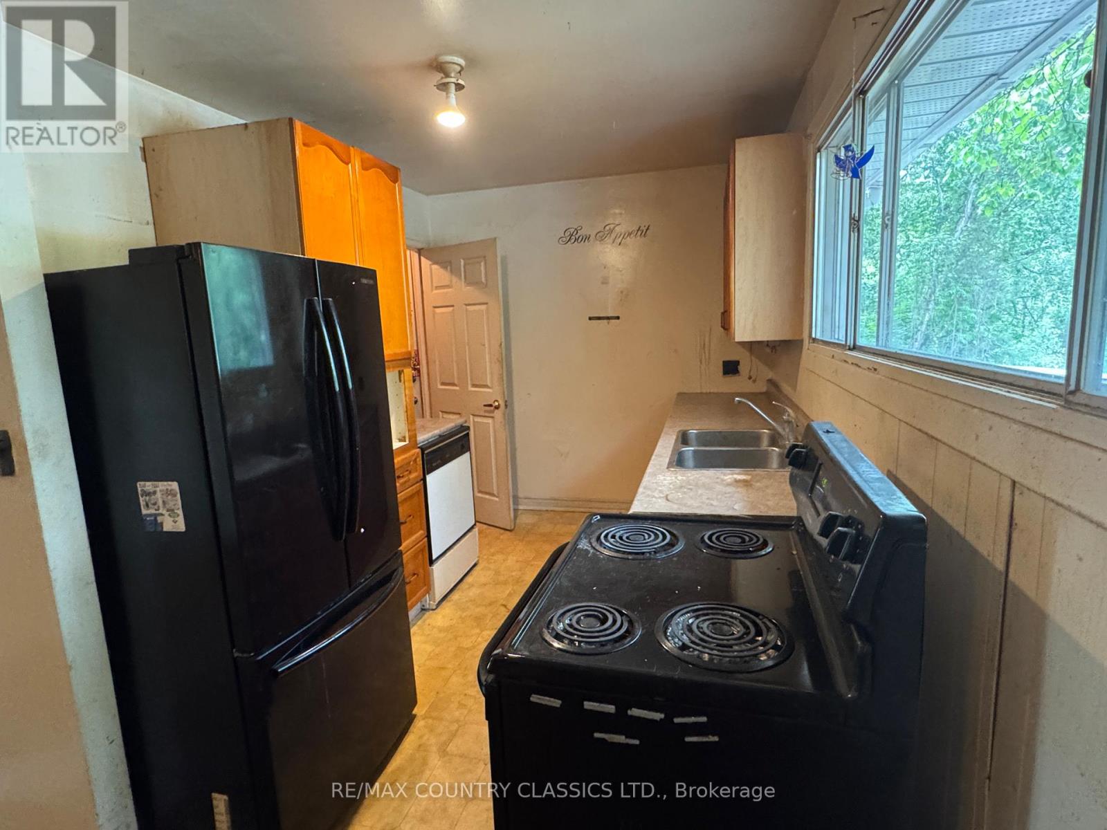 98 Sprucedale Street, Highlands East (Bicroft Ward), Ontario  K0L 1M0 - Photo 4 - X13526518