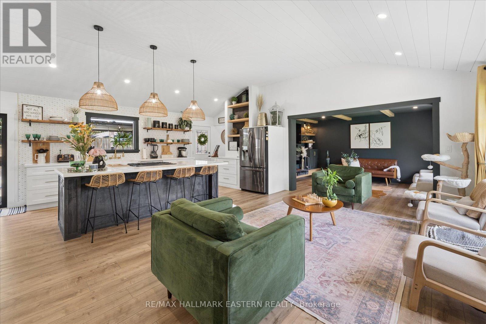 6 Roper Drive, Peterborough (Monaghan Ward 2), Ontario  K9J 6K4 - Photo 8 - X13527270