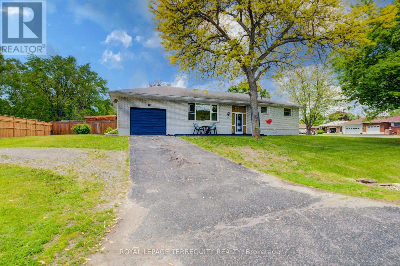 35 Tanner Road, Trent Hills (Campbellford), Ontario  K0L 1L0 - Photo 2 - X13527286